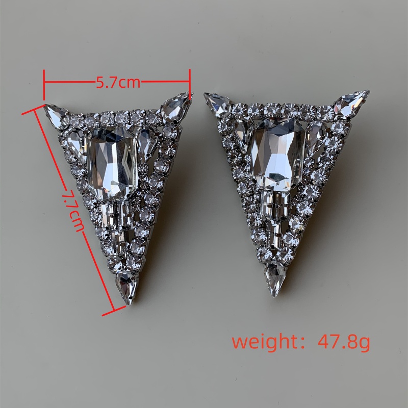 1 Par Retro Exagerado Triángulo Enchapado Embutido Aleación Diamantes De Imitación Plateado Pendientes display picture 13