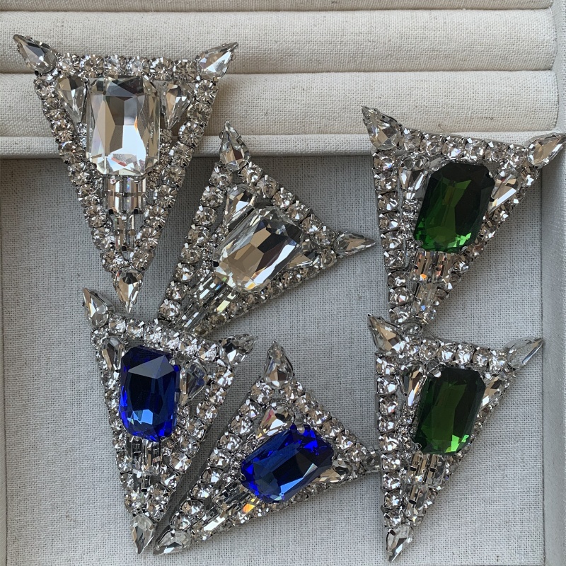 1 Pair Retro Exaggerated Triangle Plating Inlay Alloy Rhinestones Silver Plated Ear Studs display picture 5