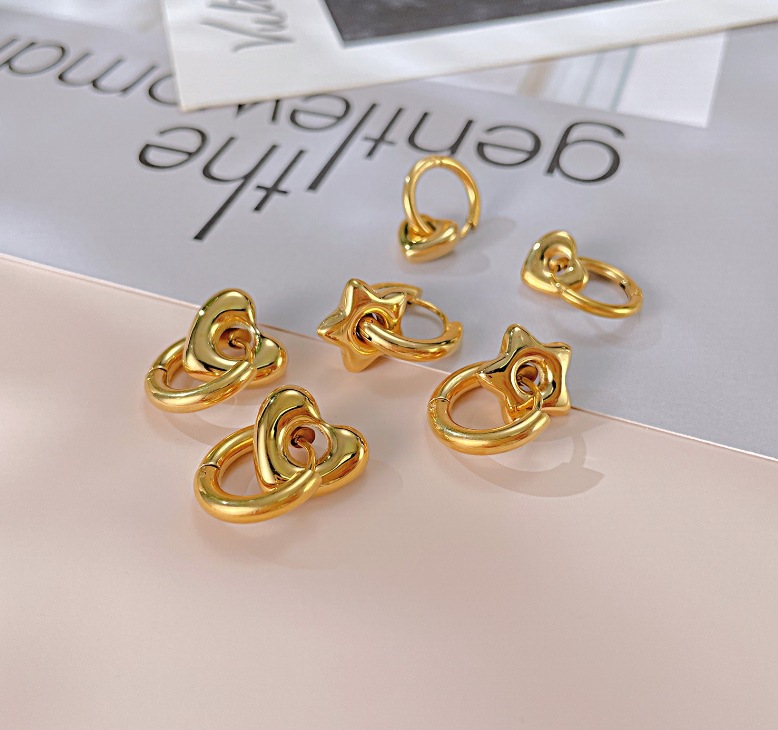 1 Pair Retro Star Heart Shape Plating Titanium Steel 18k Gold Plated Drop Earrings display picture 2