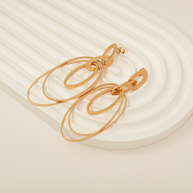 1 Pair Elegant Streetwear Oval Plating 304 Stainless Steel 14K Gold Plated Drop Earrings display picture 4