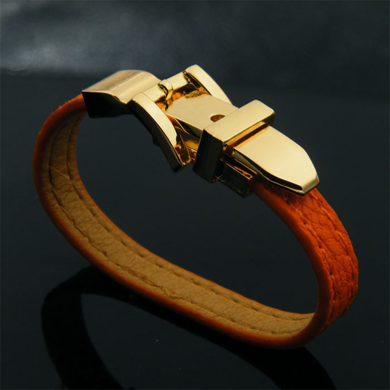 Retro Commute Solid Color Pu Leather Alloy Plating Women's Wristband display picture 6