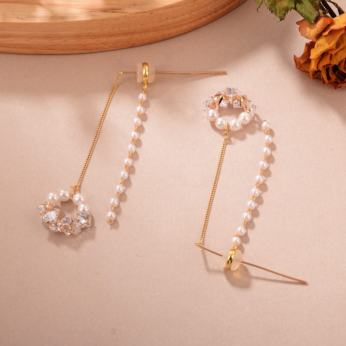 1 Pair Elegant Shiny Geometric Tassel Tassel Plating Inlay Copper Pearl Zircon 18k Gold Plated Drop Earrings display picture 8