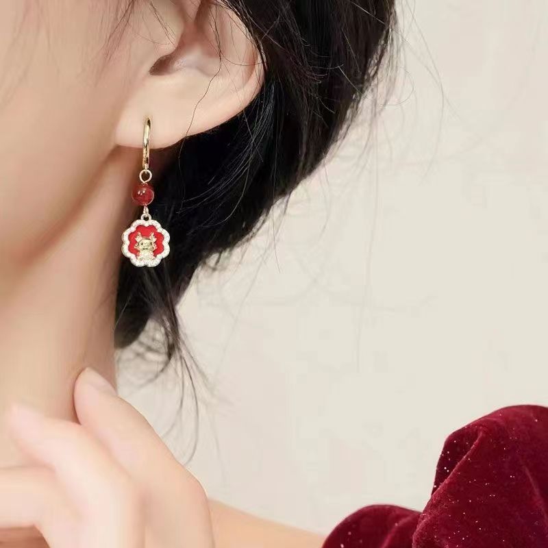 1 Pair Cartoon Style Shiny Dragon Epoxy Plating Inlay Alloy Pearl Gold Plated Drop Earrings display picture 2