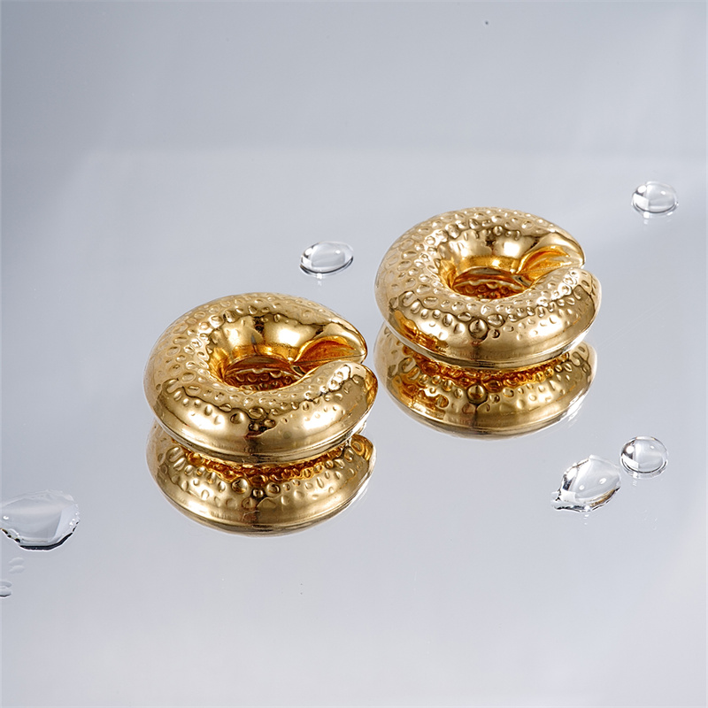 1 Pair Simple Style Classic Style C Shape Plating 304 Stainless Steel Gold Plated Ear Cuffs display picture 5