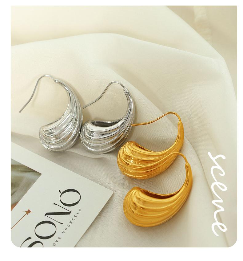 Elegant Formal Simple Style Stripe Water Droplets Titanium Steel Plating Inlay 18k Gold Plated Rings Earrings display picture 8