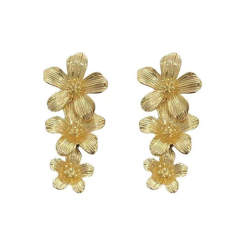 1 Pair Exaggerated Flower Plating Alloy Drop Earrings display picture 3