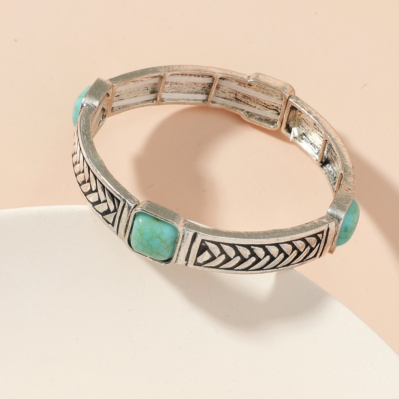 Retro Bohemian Square Alloy Plating Inlay Carving Turquoise Women's Bangle display picture 3