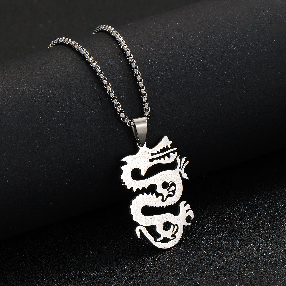 Chinoiserie Hip-hop Dragon Stainless Steel Unisex Pendant Necklace display picture 1