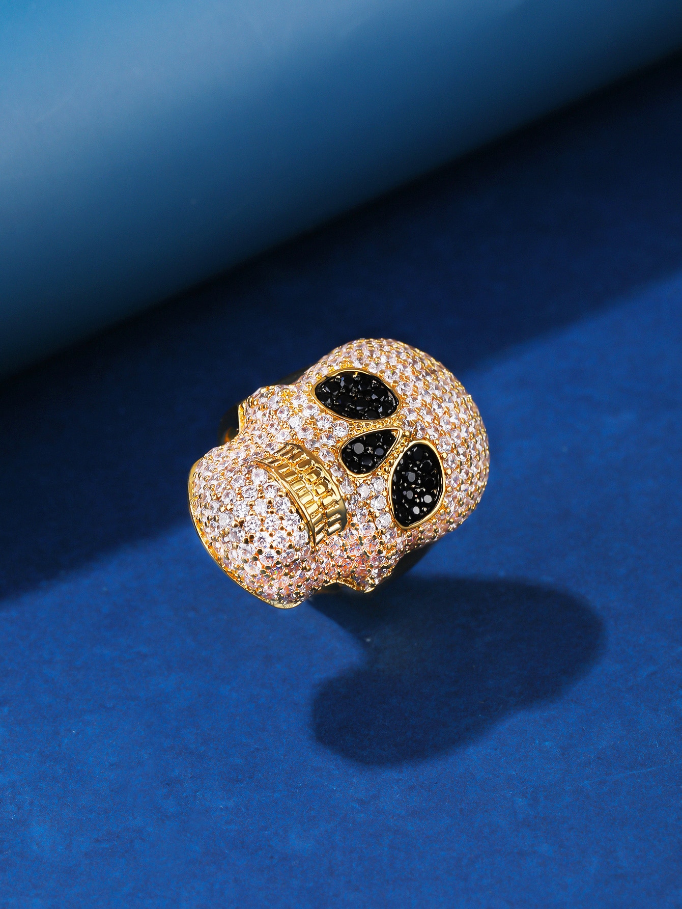 Retro Punk Skull Copper Plating Inlay Zircon Rings display picture 4