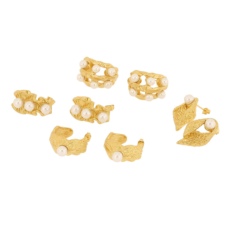 1 Pair Simple Style Solid Color Plating Inlay Titanium Steel Artificial Pearls 18K Gold Plated Ear Studs display picture 3