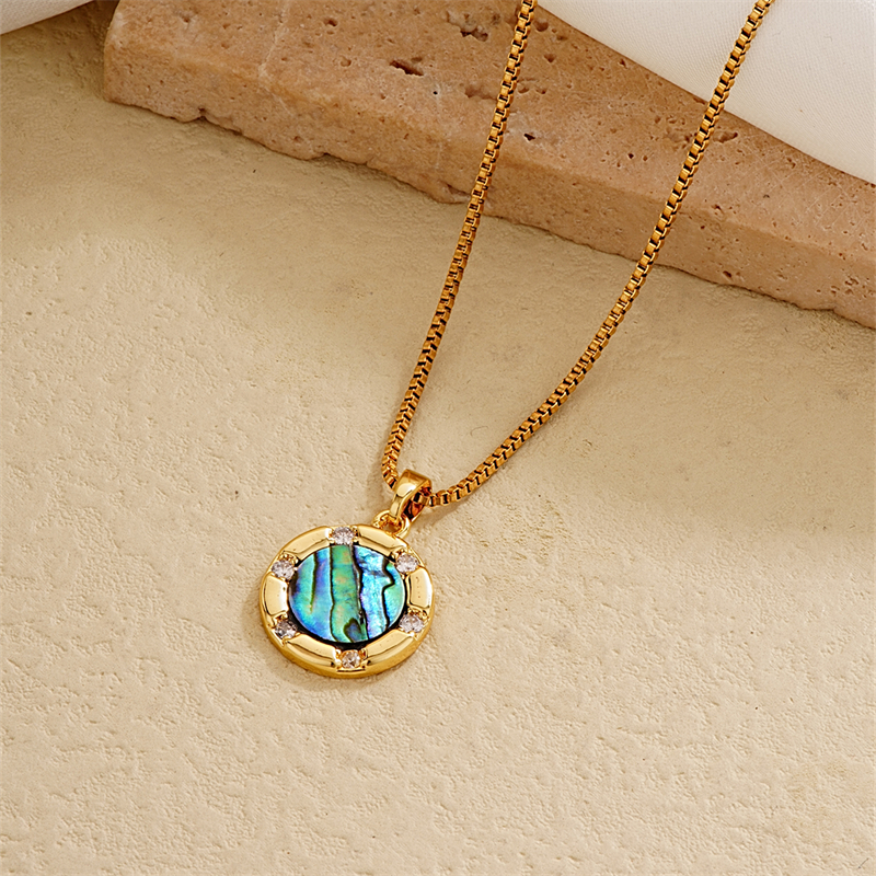 Wholesale IG Style Vintage Style Round Starry Sky 304 Stainless Steel Copper Plating Inlay K Gold Plated Zircon Charms Necklace display picture 7