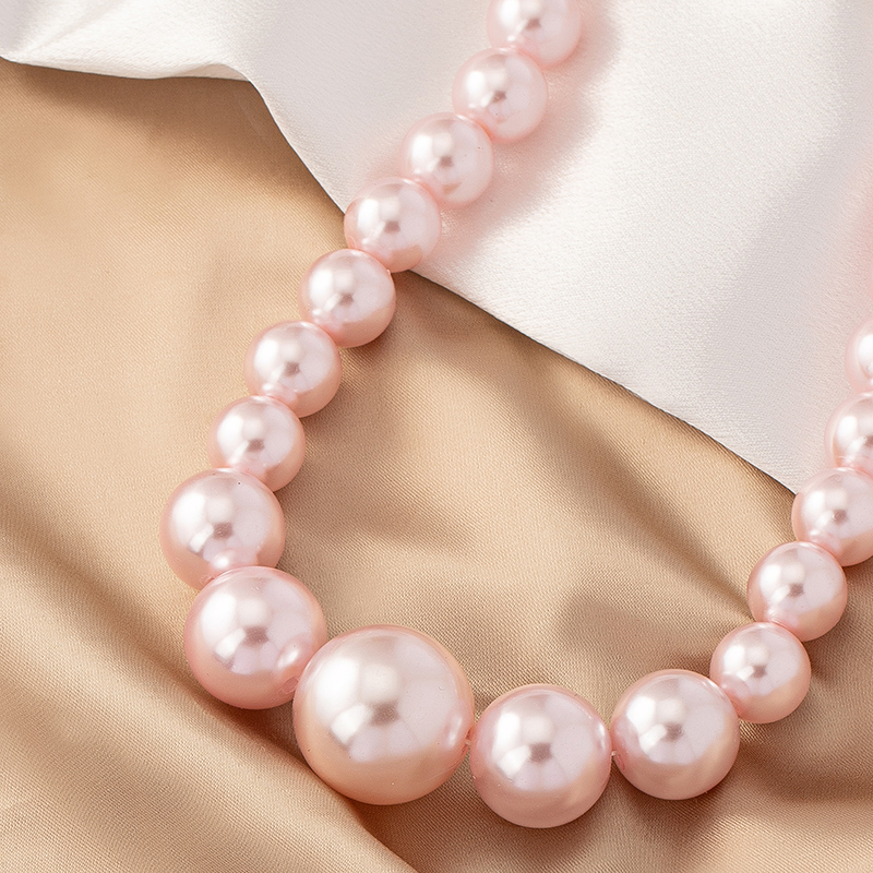 Elegant Round Imitation Pearl Beaded Women's Pendant Necklace display picture 8