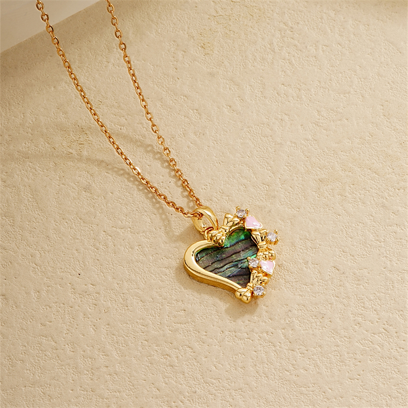 Wholesale IG Style Vintage Style Starry Sky Heart Shape Butterfly 304 Stainless Steel Copper Plating Inlay K Gold Plated Zircon Charms Necklace display picture 6
