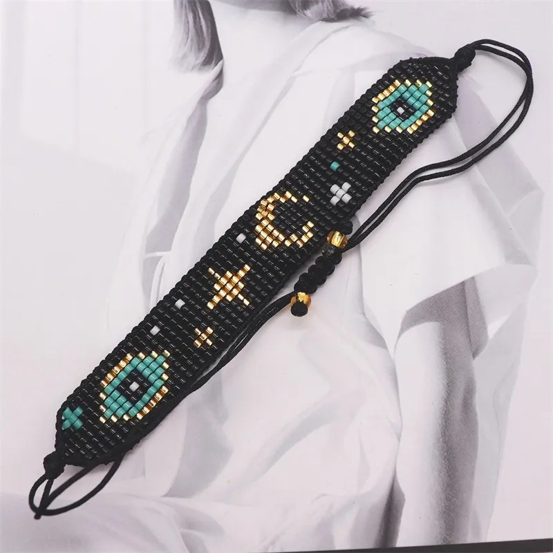 Ethnic Style Bohemian Star Moon Heart Shape Glass Beaded Handmade Unisex Bracelets display picture 3