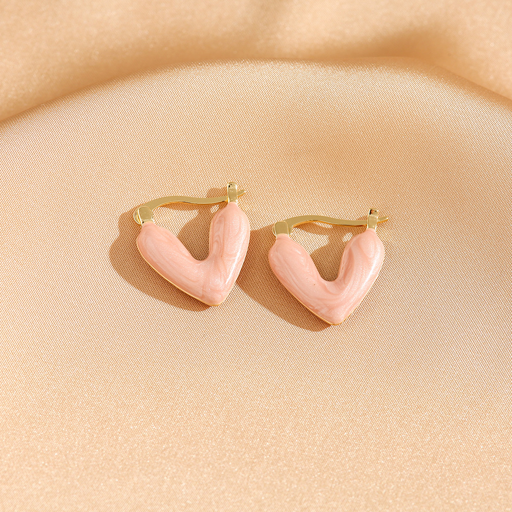 1 Pair Elegant Retro Heart Shape Enamel Plating Copper Resin 18K Gold Plated Earrings display picture 5