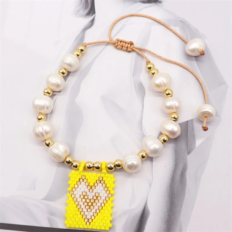Ethnic Style Bohemian Devil's Eye Heart Shape Glass Beaded Handmade Unisex Bracelets display picture 1