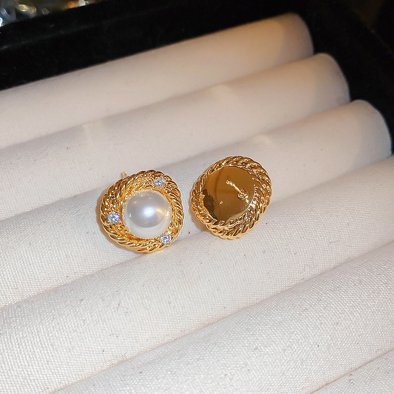 1 Pair Simple Style Round Inlay Alloy Zircon Ear Studs display picture 2