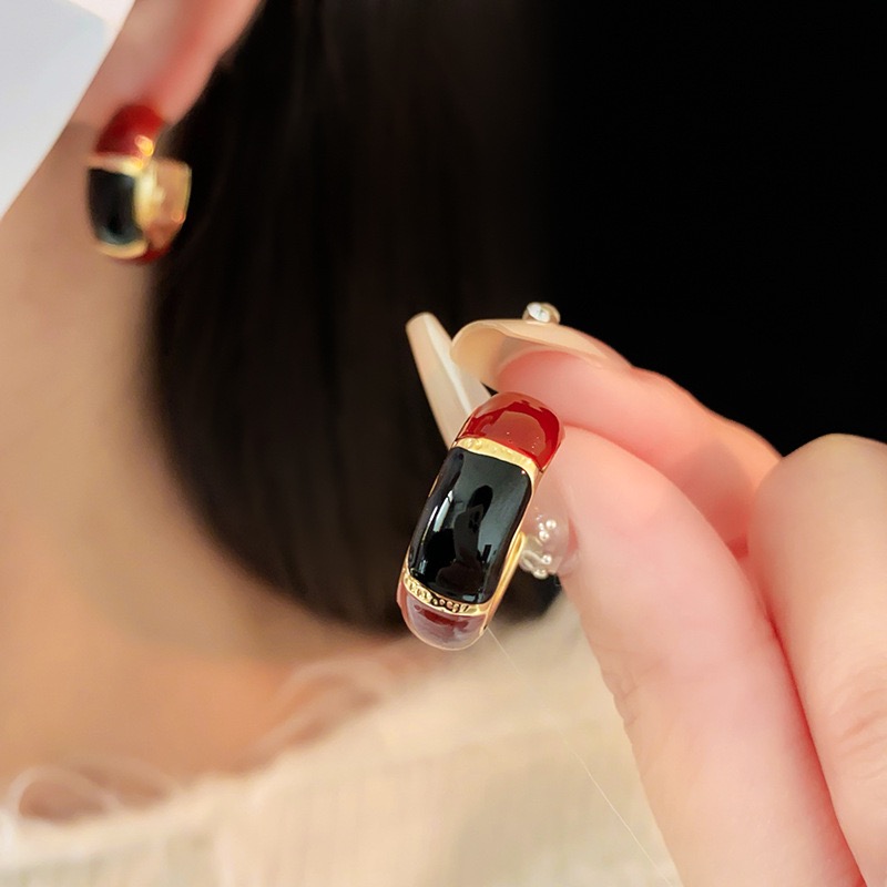 1 Pair Simple Style Color Block Enamel Alloy Ear Studs display picture 7