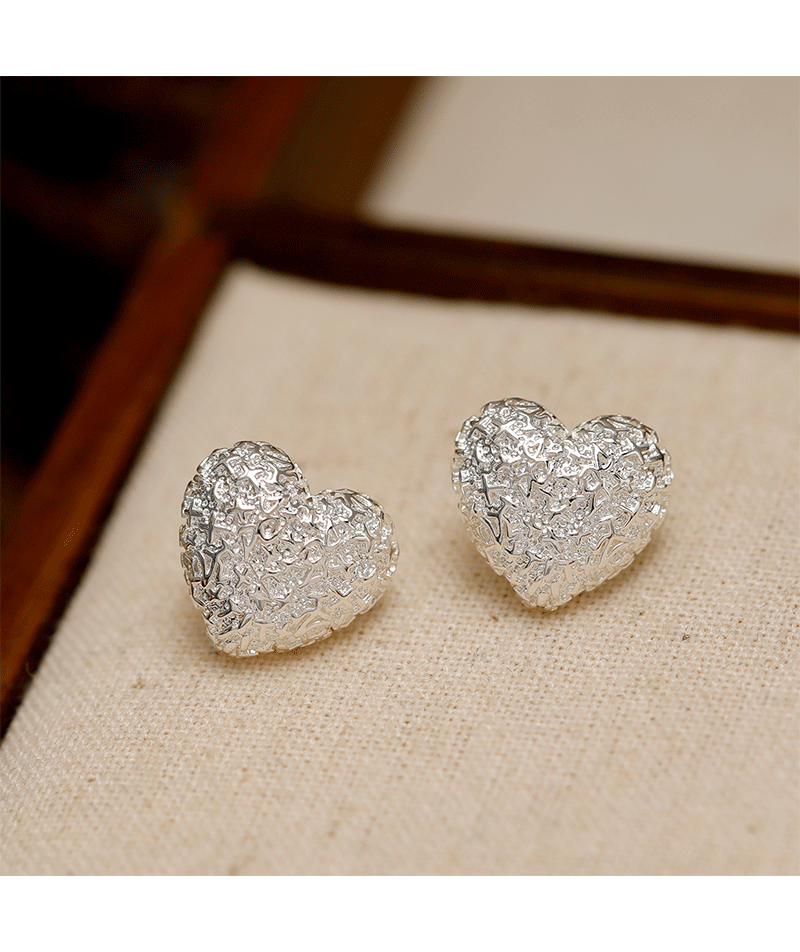 1 Pair Simple Style Heart Shape Copper 18K Gold Plated Ear Studs display picture 4
