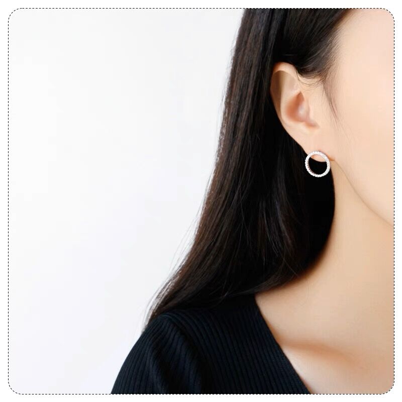 1 Pair Simple Style Circle Round Inlay Copper Alloy Zircon 18k Gold Plated White Gold Plated Ear Studs display picture 6