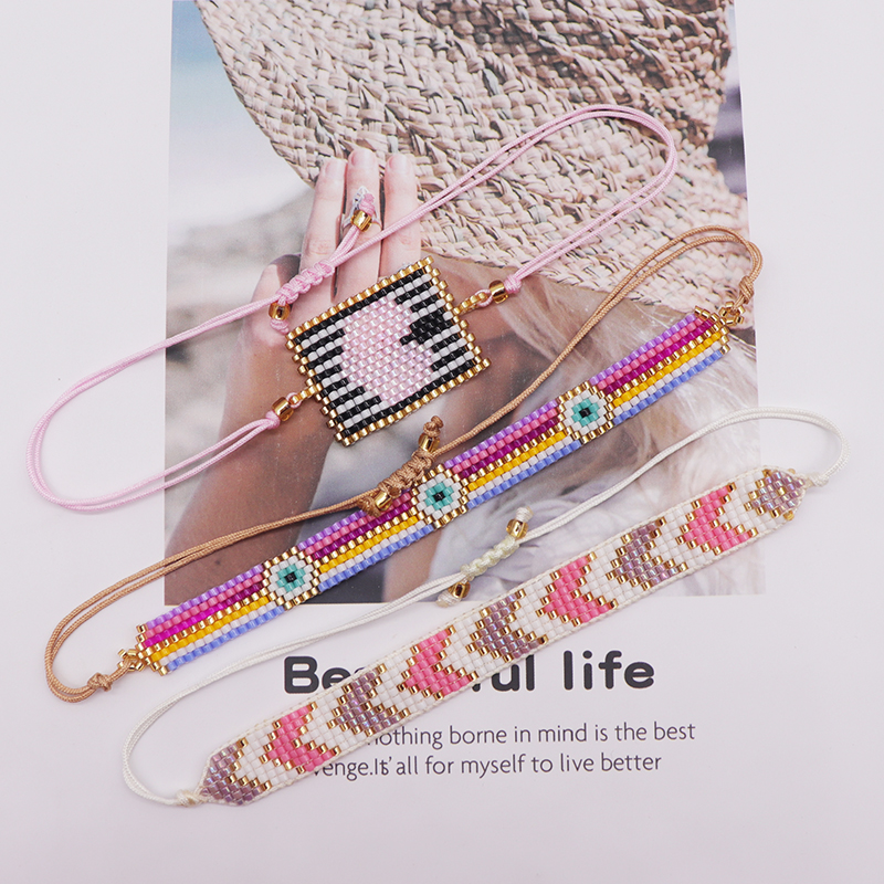 Simple Style Commute Heart Shape Arrow Glass Handmade Women's Bracelets display picture 1