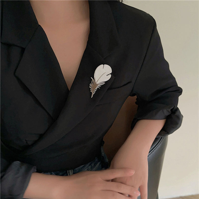 Elegant Feather Alloy Plating Women's Brooches 1 Piece display picture 2