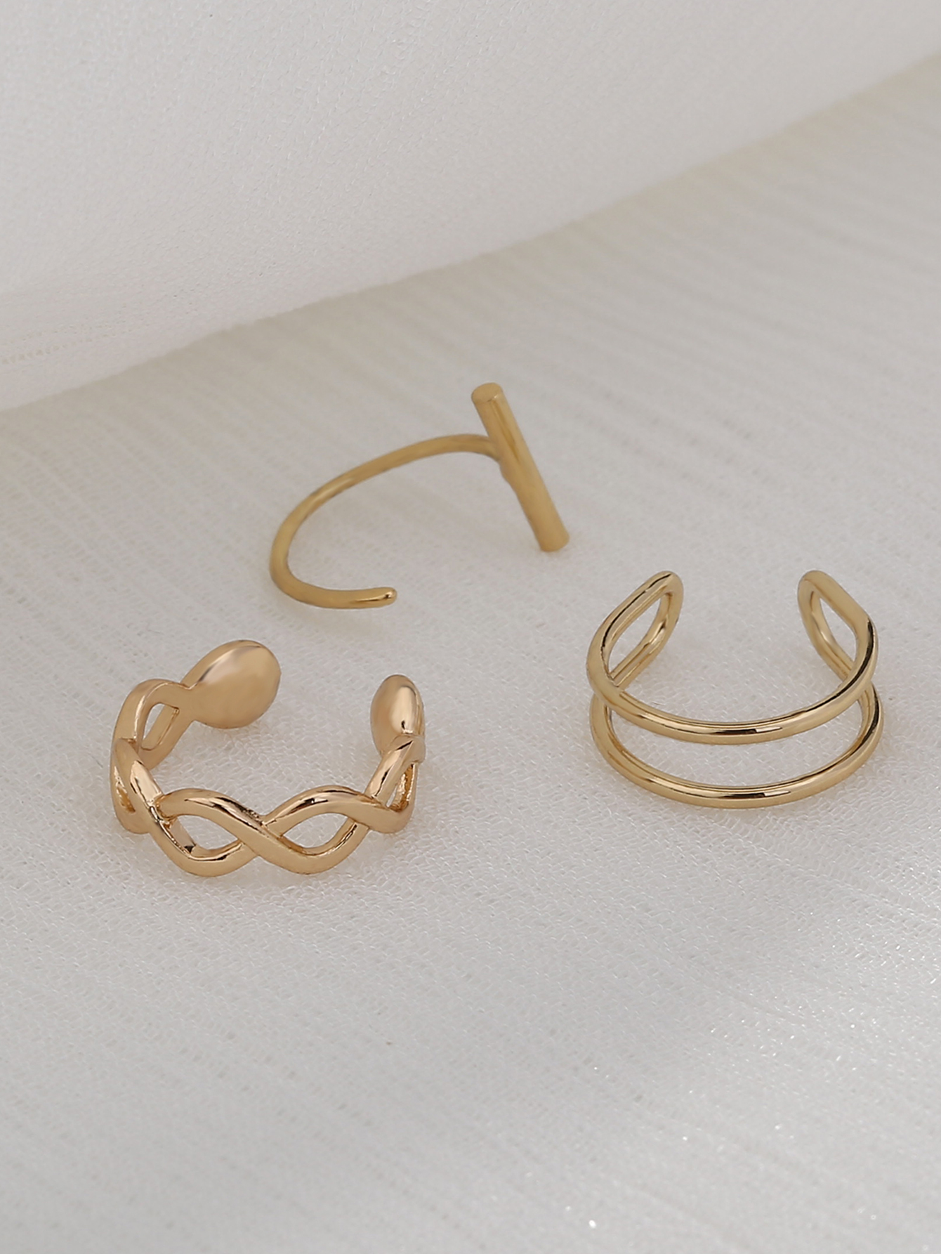 3 Pieces Simple Style Solid Color Copper Ear Cuffs display picture 11