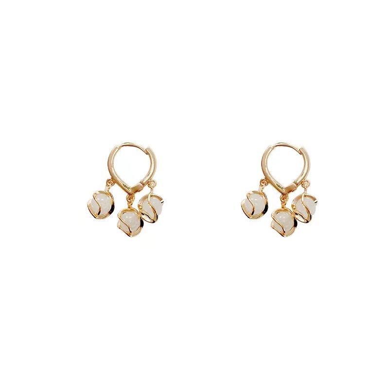 1 Pair French Style Simple Style Classic Style Geometric Alloy Chandelier Earrings display picture 6