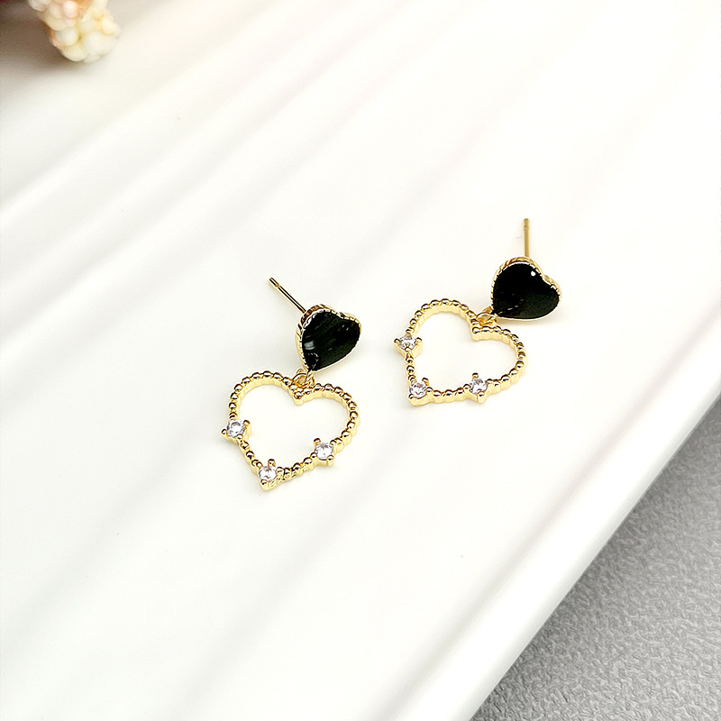 1 Pair Simple Style Heart Shape Enamel Inlay Copper Zircon Drop Earrings display picture 5