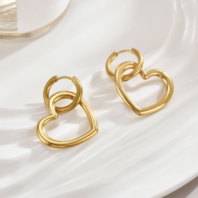 1 Pair Simple Style Commute Heart Shape Polishing Plating Stainless Steel 18K Gold Plated Drop Earrings display picture 7