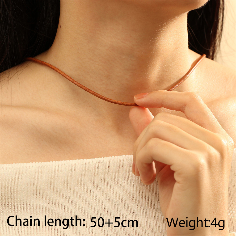 Simple Style Solid Color 18k Gold Plated Leather Rope Copper Wholesale Necklace display picture 9