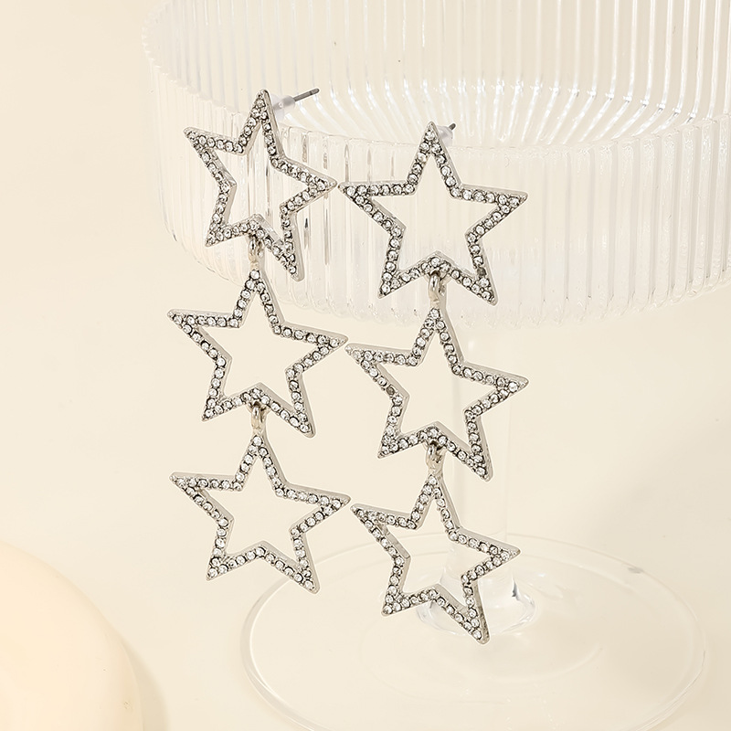 1 Pair Cute Simple Style Star Hollow Out Inlay Alloy Rhinestones Drop Earrings display picture 4
