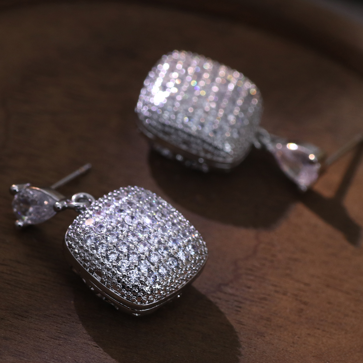 1 Paar Elegant Schneeflocke Überzug Inlay Kupfer Künstliche Perlen Künstlicher Diamant Versilbert Tropfenohrringe display picture 11