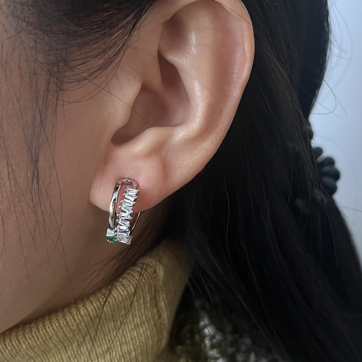 1 Paire Élégant Mignon Couleur Unie Placage Incruster Le Cuivre Perles Artificielles Diamant Artificiel Plaqué Argent Boucles D'oreilles display picture 13