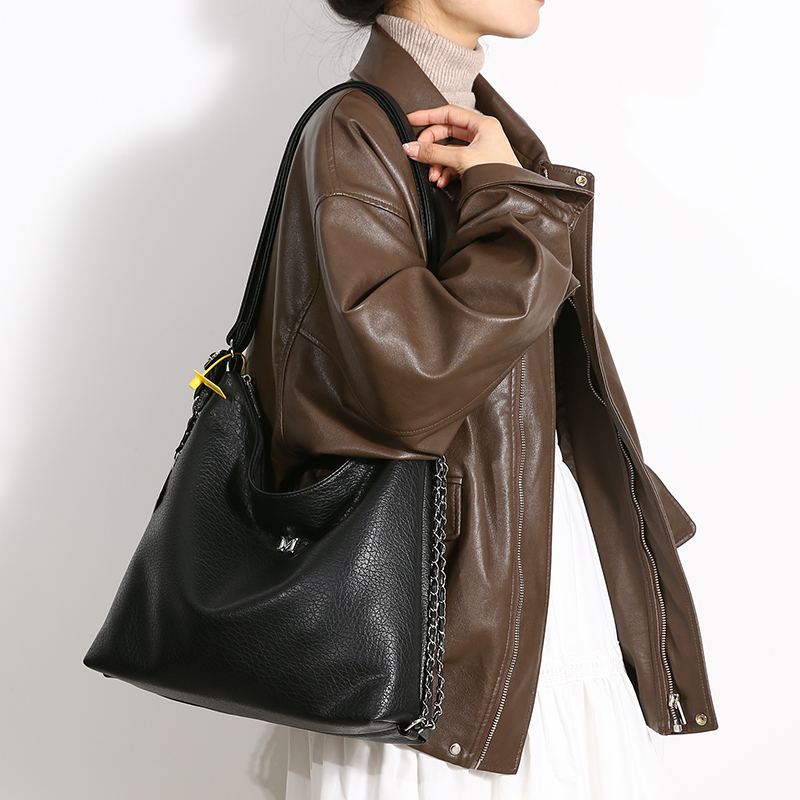 Women's Pu Leather Solid Color Classic Style Square Zipper Fashion Backpack display picture 13