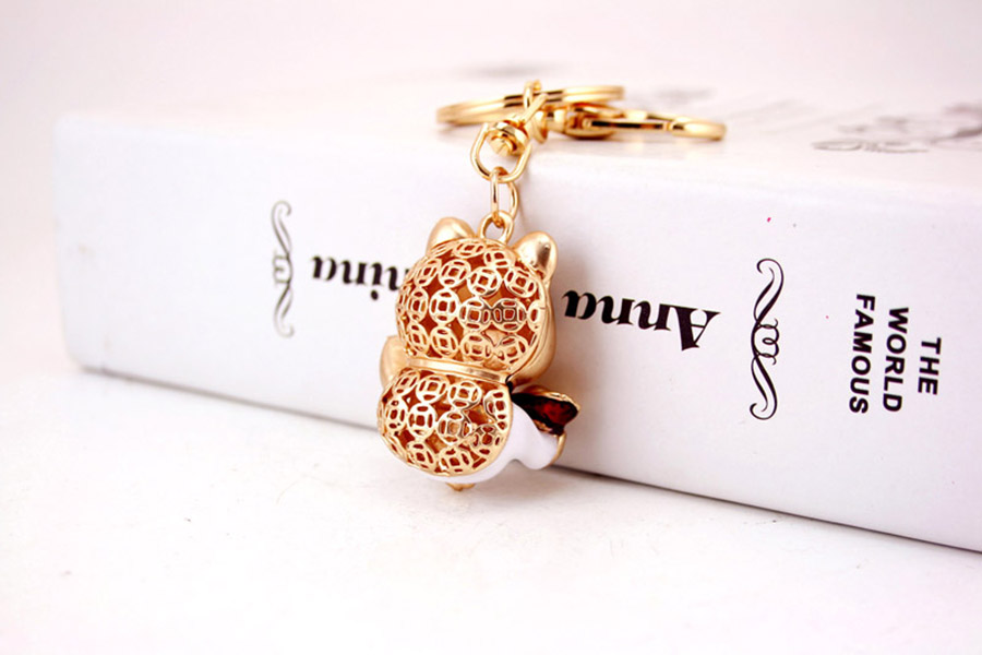 Cute Cat Alloy Inlaid Zircon Women's Bag Pendant Keychain display picture 4