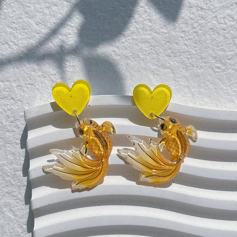 1 Paire Mignon Style Simple Forme De Cœur Poisson Polissage Placage Arylique Plaqué Or 14k Boucles D'oreilles display picture 7