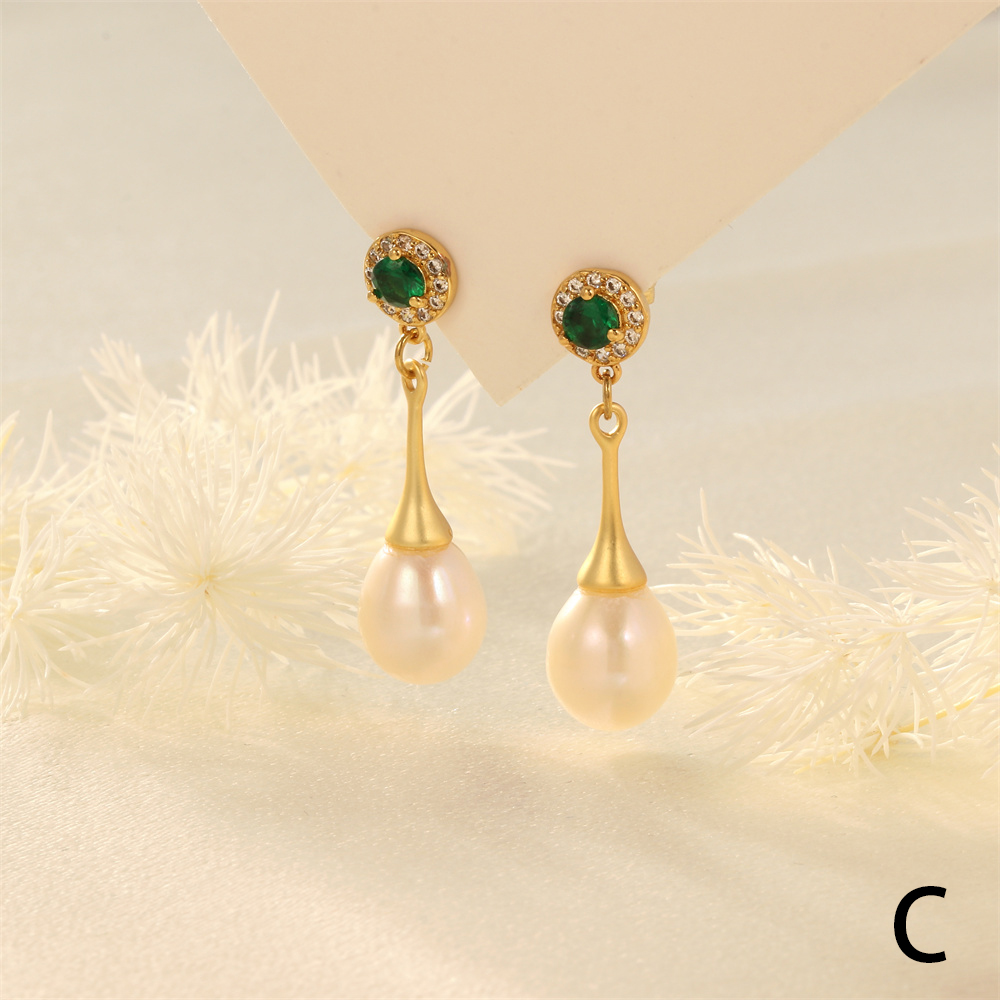 1 Pair Elegant Luxurious Irregular Plating Inlay Freshwater Pearl Copper Turquoise Zircon 18k Gold Plated Drop Earrings display picture 8