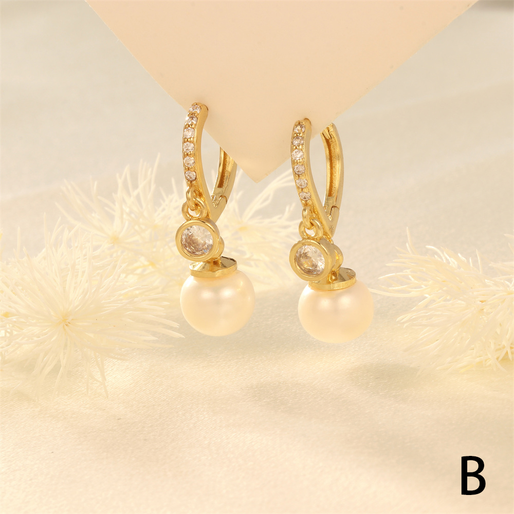 1 Pair Elegant Luxurious Irregular Plating Inlay Freshwater Pearl Copper Turquoise Zircon 18k Gold Plated Drop Earrings display picture 12
