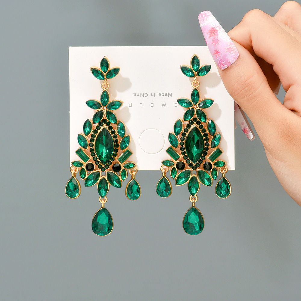1 Pair Ethnic Style Shiny Water Droplets Flower Tassel Plating Inlay Zinc Alloy Glass Drop Earrings display picture 9