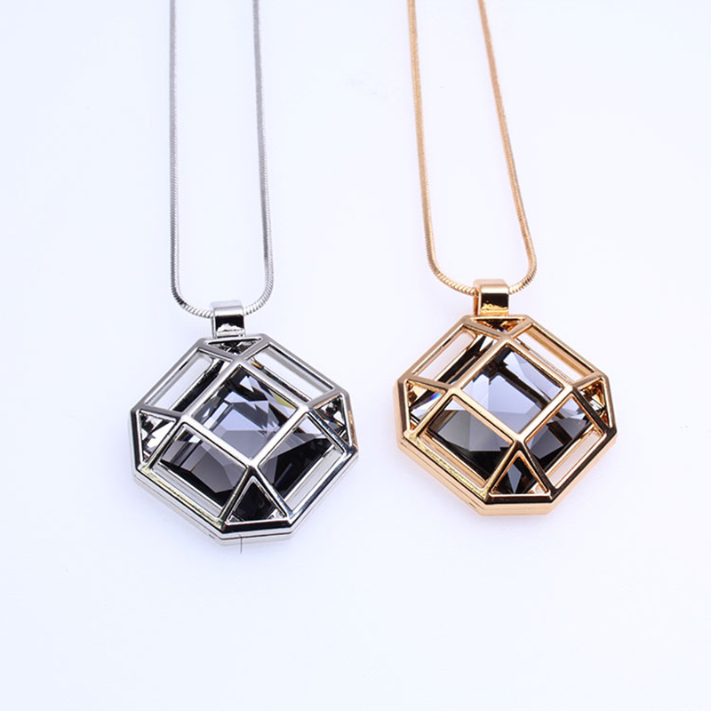 Elegant Rhombus Alloy Copper Inlay Rhinestones Women's Sweater Chain Long Necklace display picture 5