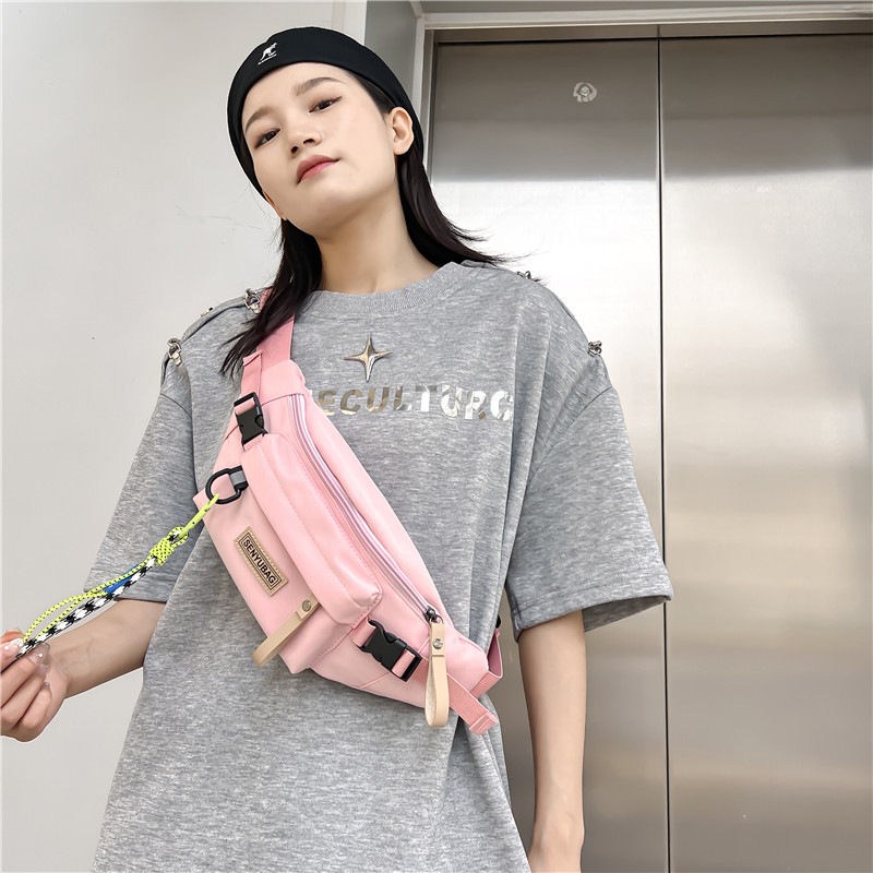 Women's Classic Style Splicing Nylon Waist Bags display picture 12