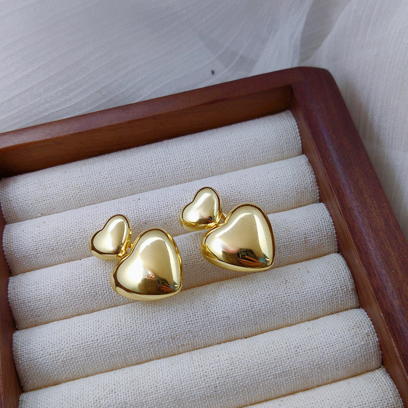 1 Pair Simple Style Heart Shape Plating Alloy 14k Gold Plated Silver Plated Drop Earrings display picture 3
