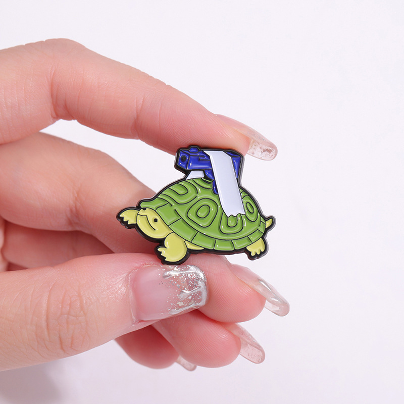 Cartoon Style Tortoise Alloy Plating Unisex Brooches display picture 3