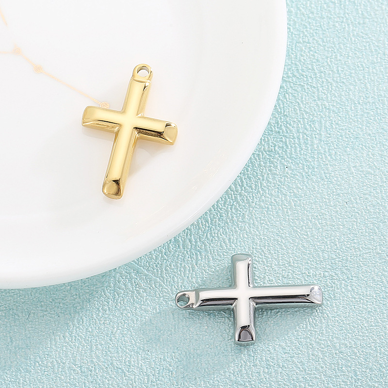 1 Piece Stainless Steel 18K Gold Plated Cross display picture 2