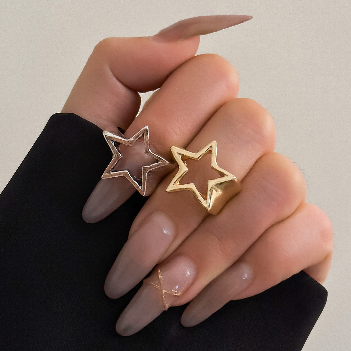 Simple Style Classic Style Star Alloy Hollow Out Women's Rings display picture 2