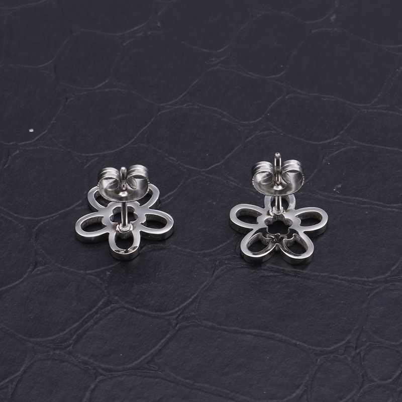 1 Pair Simple Style Flower Plating Stainless Steel 18K Gold Plated Ear Studs display picture 3