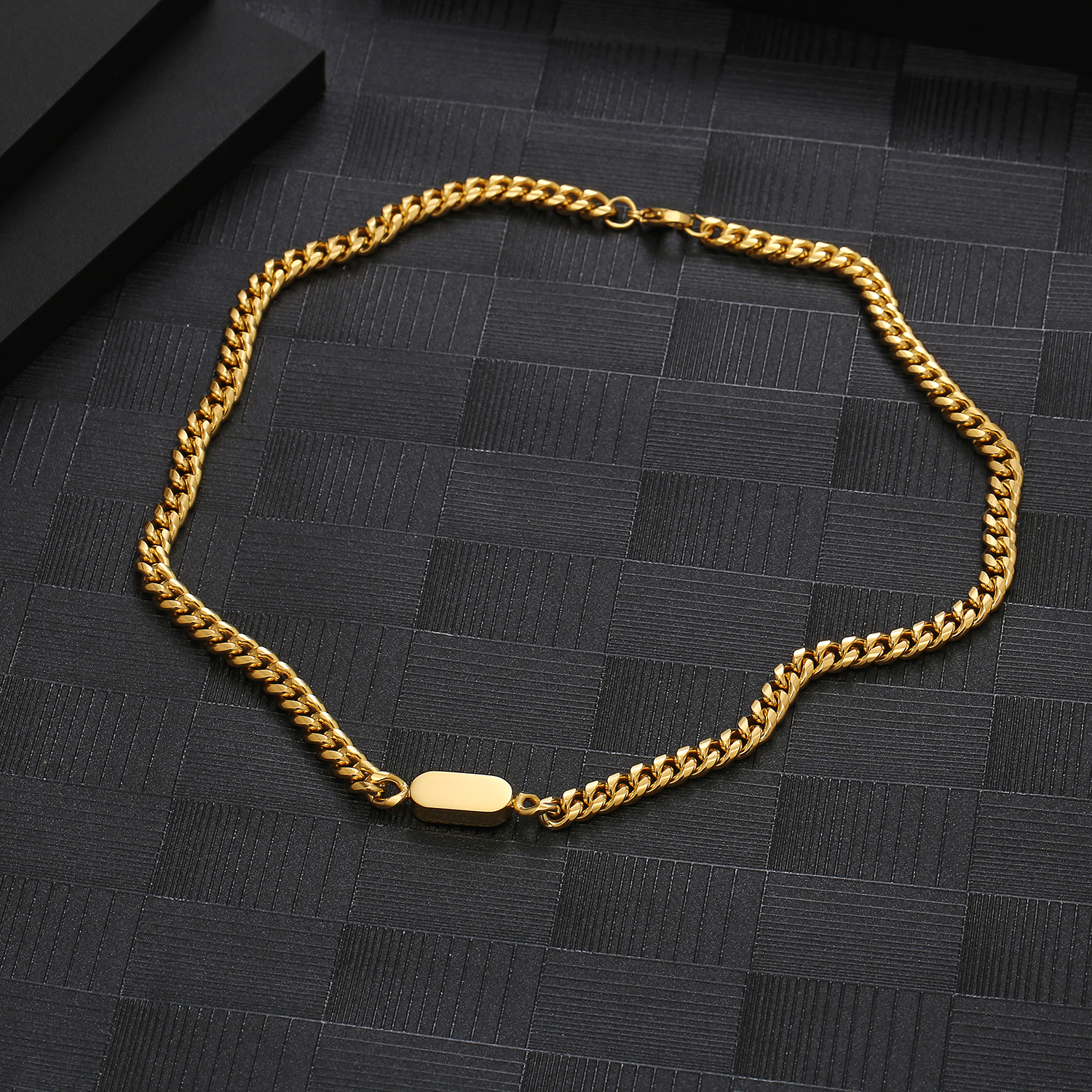304 Stainless Steel 18K Gold Plated Hip-Hop Rock Cool Style Polishing Plating Chain Solid Color Necklace display picture 4