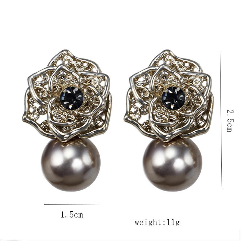 1 Pair Simple Style Flower Plating Inlay Alloy Artificial Gemstones 18k Gold Plated Earrings display picture 1