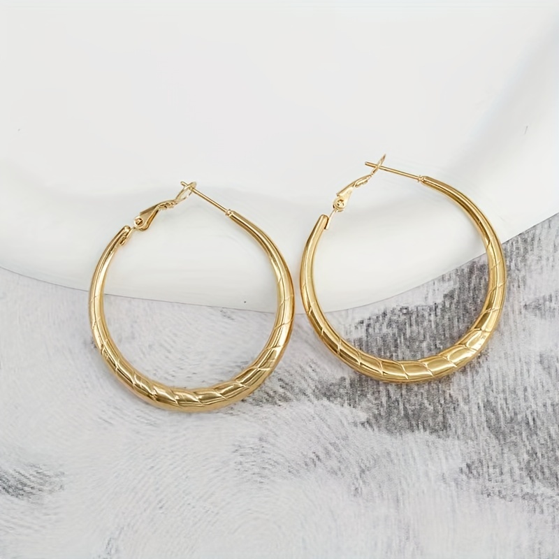 1 Pair Simple Style Round Plating Titanium Steel Gold Plated Earrings display picture 3